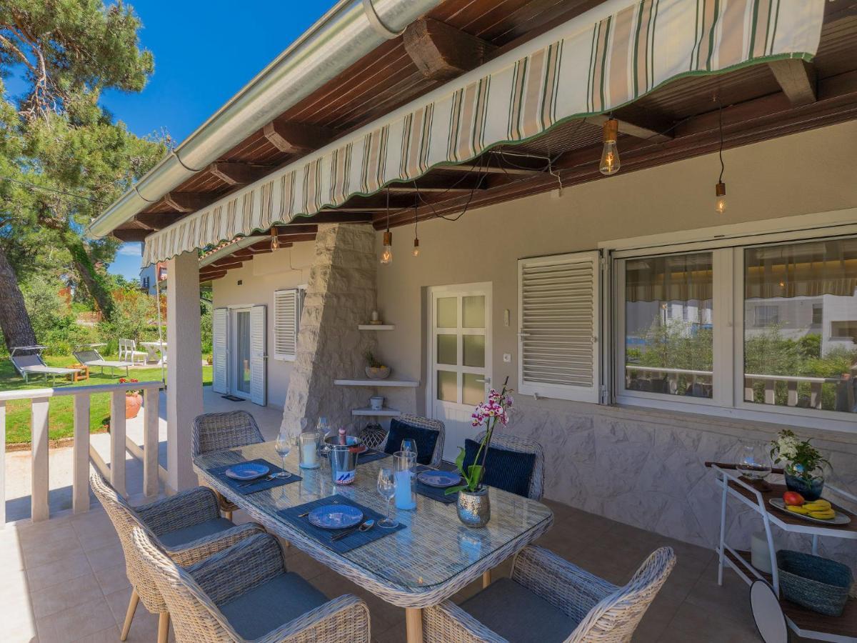 Holiday Home Punta 2 Umag Bagian luar foto