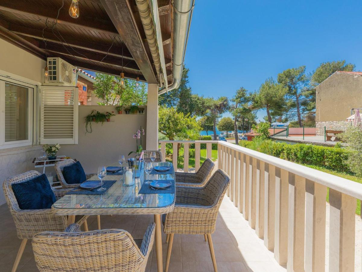 Holiday Home Punta 2 Umag Bagian luar foto