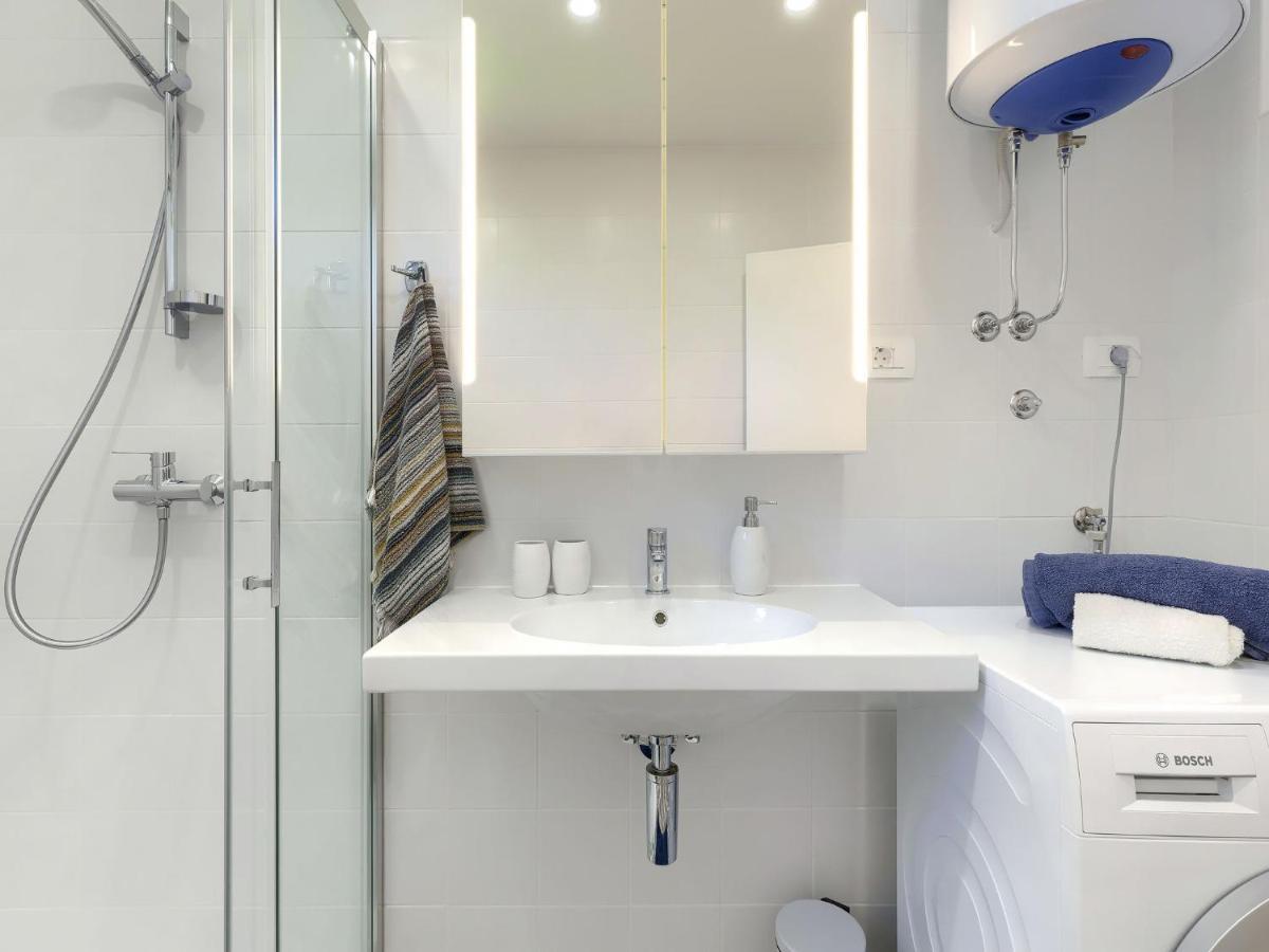 Holiday Home Punta 2 Umag Bagian luar foto